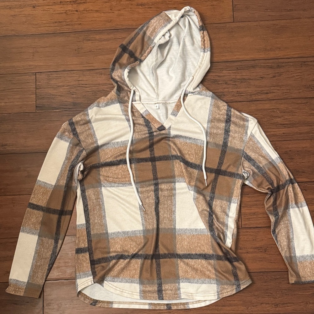 Zeagoo Tan and Cream Plaid Hoodie - Picture 2 of 3